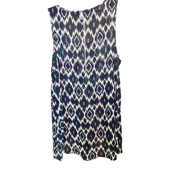 Torrid Sheer Sleeveless Tunic Top, Size 2 / 2X / XXL, Blue/White, Aztec, Flowy - Picture 2 of 6